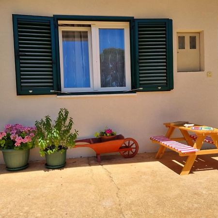 Holiday House Cikola Villa Kaocine Luaran gambar