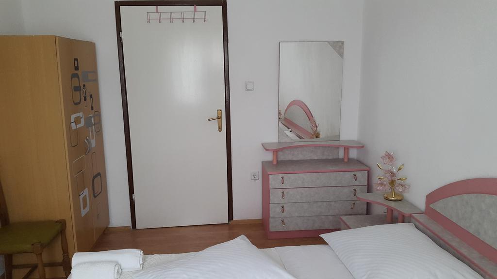 Holiday House Cikola Villa Kaocine Luaran gambar